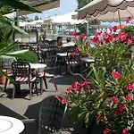 Du Port 3*