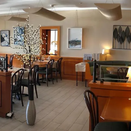 Du Port Λωζάνη