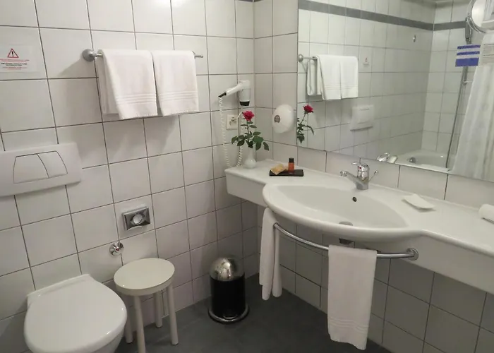 Du Port 3* Λωζάνη